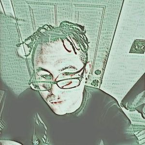 Meet your Posher, Derek